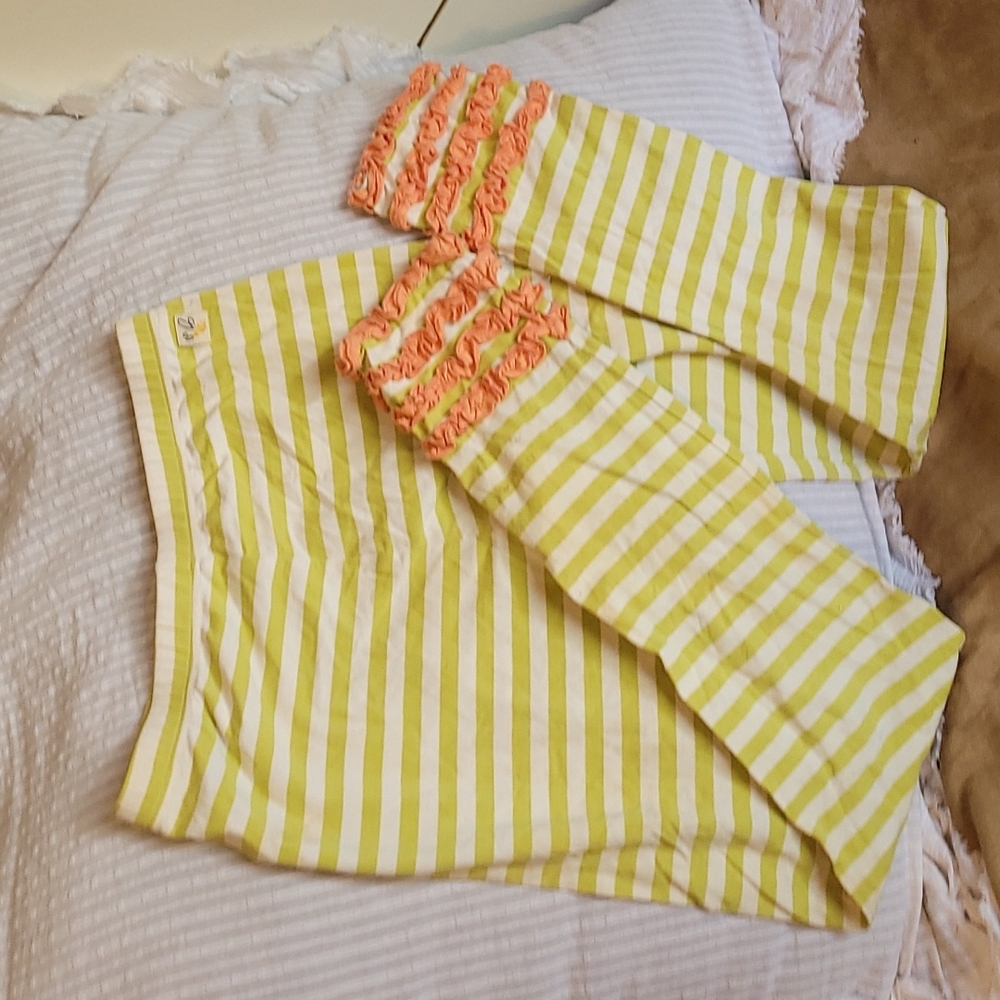 Wildflowers no. 14 leggings lime green striped with orange ruffle